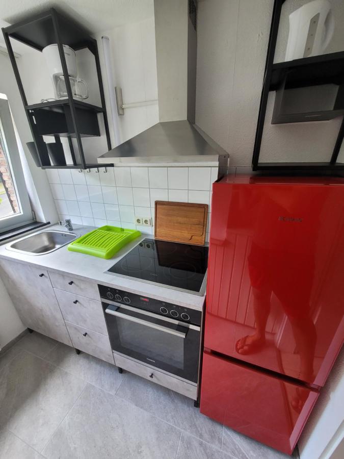 Messezimmer Am Thewissenweg Düsseldorf Dış mekan fotoğraf