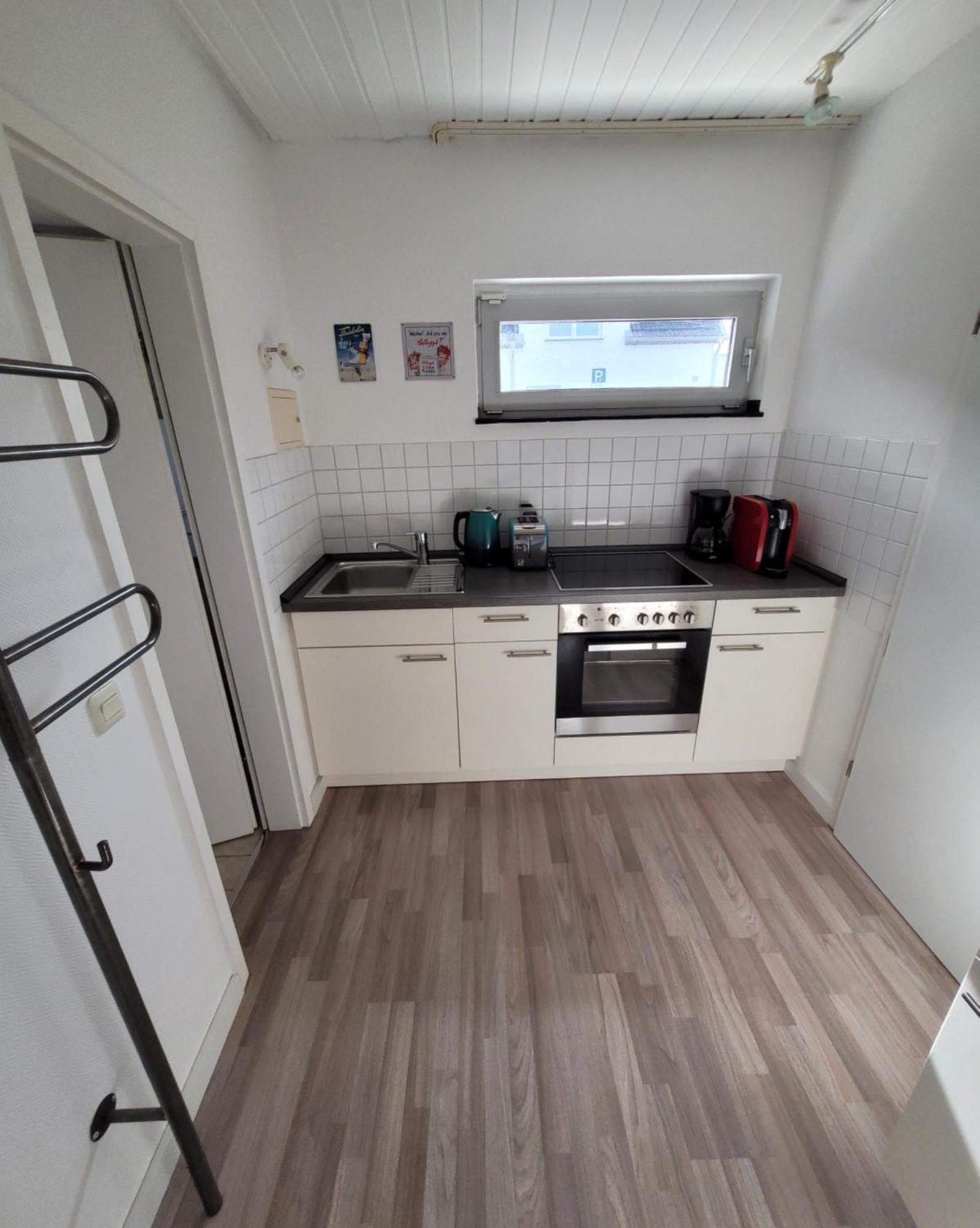 Messezimmer Am Thewissenweg Düsseldorf Dış mekan fotoğraf
