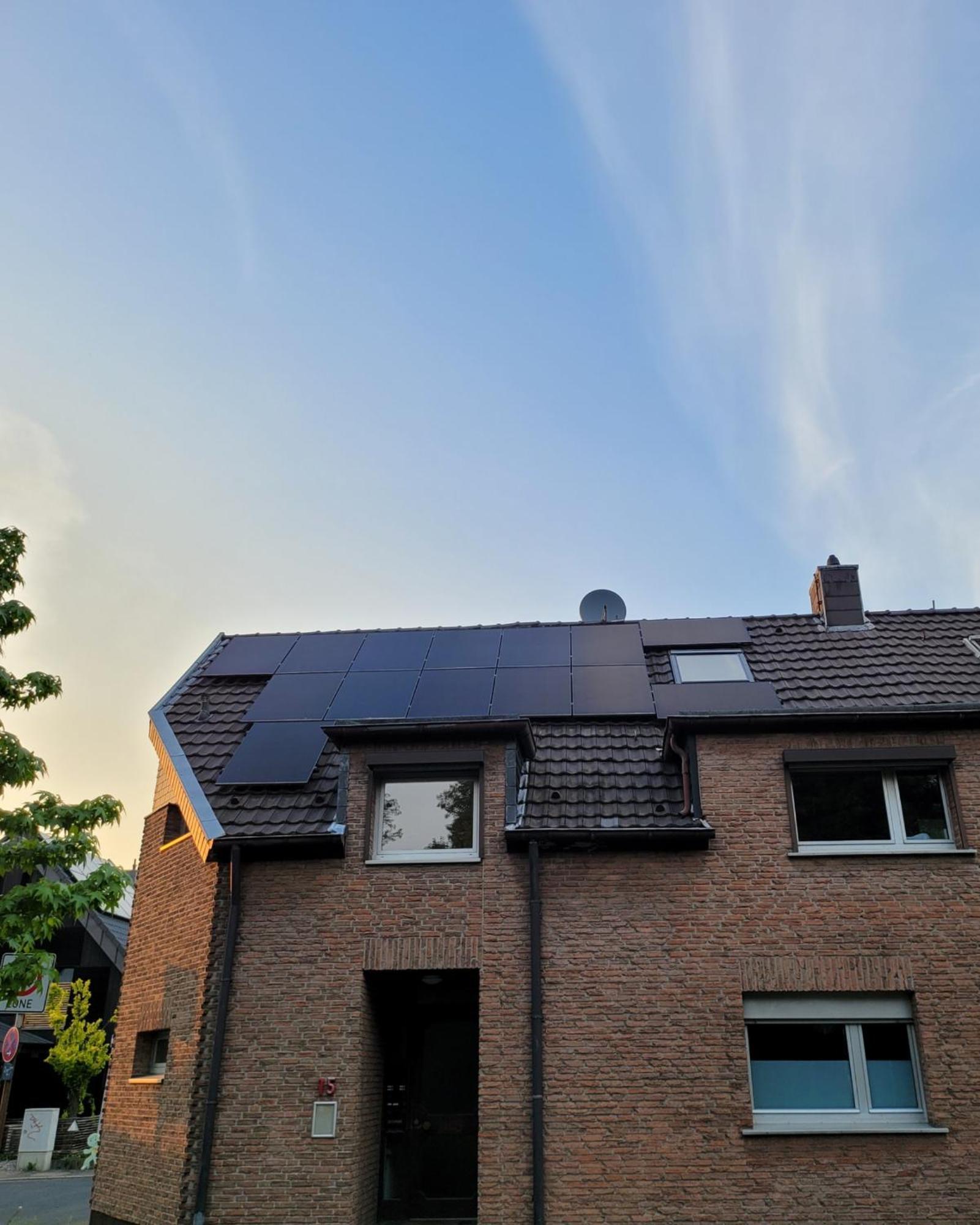 Messezimmer Am Thewissenweg Düsseldorf Dış mekan fotoğraf