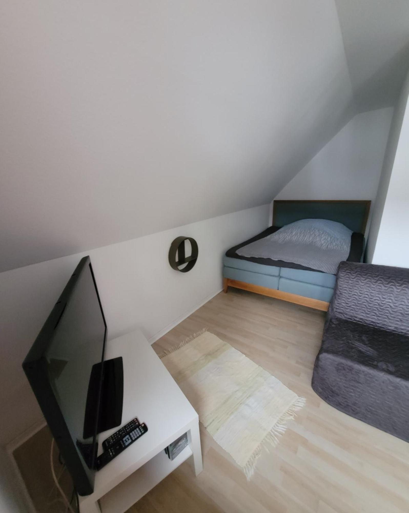 Messezimmer Am Thewissenweg Düsseldorf Oda fotoğraf
